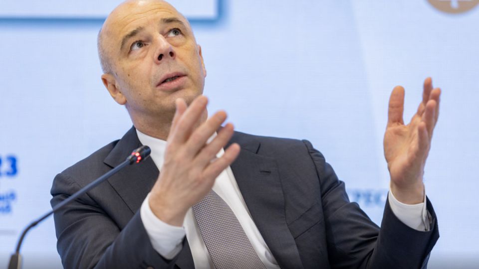 Минфин обсуждает новые взносы на уход за пожилыми людьми