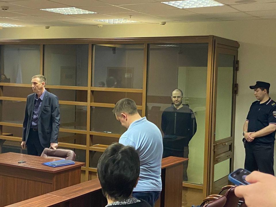 Фотографа Скворцова приговорили к 16 годам за госизмену