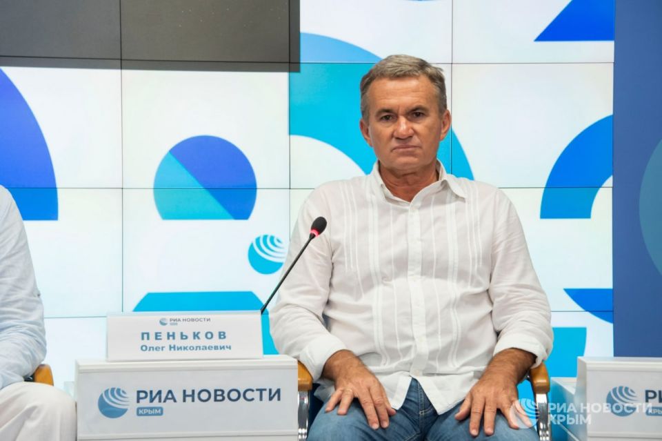 В Крыму презентуют постановку &quot;Малыш и Карлсон, который живет на крыше&quot; Московского художественного театра комедии