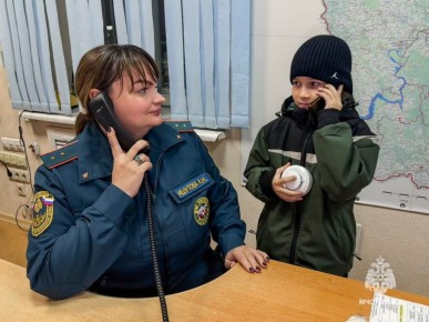 Спасение на линии: голос по телефону вывел ребенка из огня