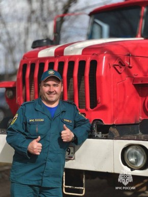 С днем автомобилиста!. От водителей МЧС России напрямую зависит скорость реагирования пожарно-спасательных подразделений
