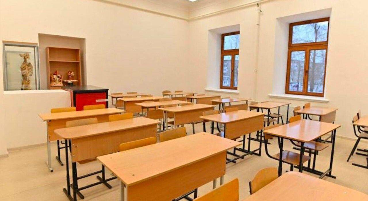 Более 80 школьных классов и детсадовских групп отправлены на карантин из-за ОРВИ в Прикамье