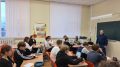 Березниковский прокурор по надзору за соблюдением законов в исправительных учреждениях Дмитрий Антонов провёл встречу со старшеклассниками МАОУ "Школа № 22" г. Березники