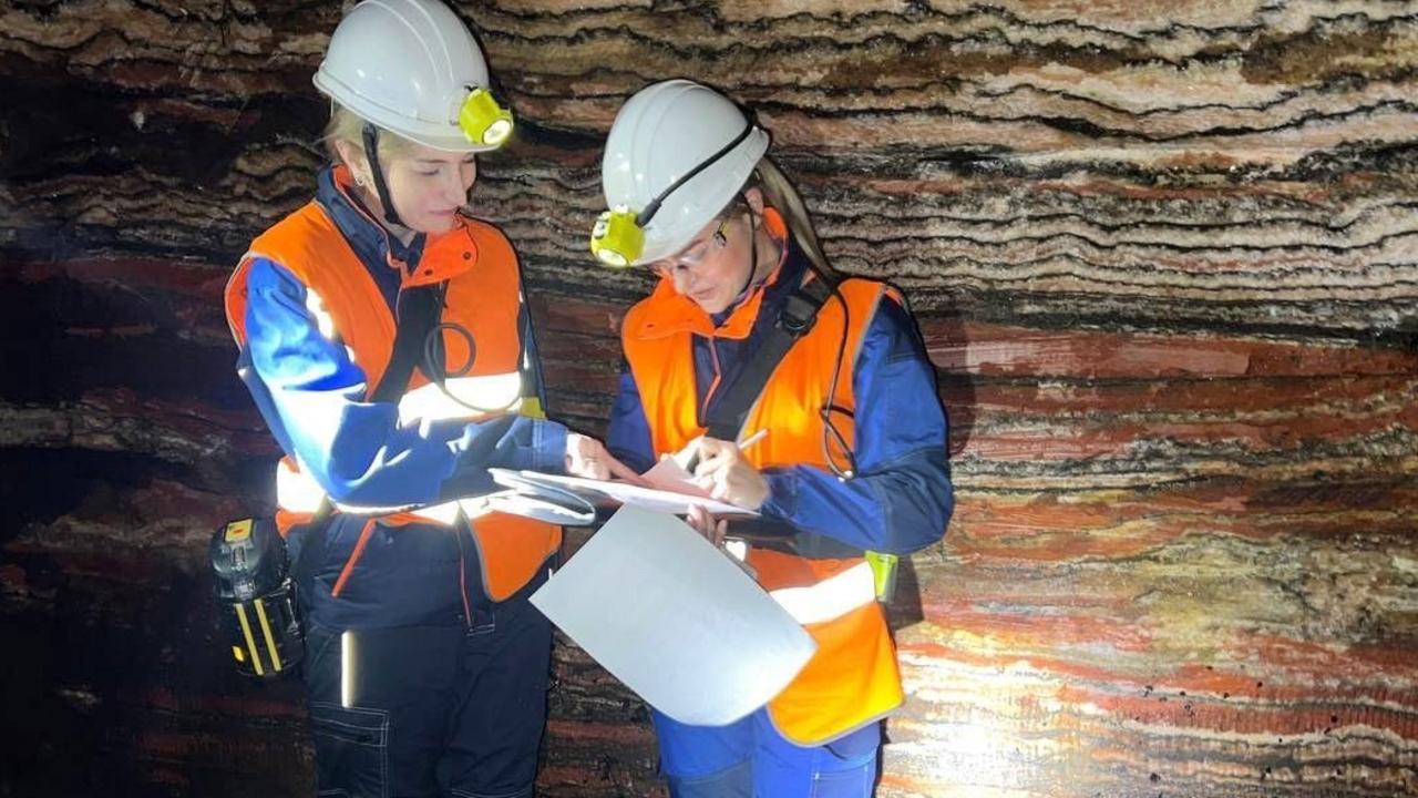 Горные работы приостановлены на руднике в Березниках из-за угрозы обрушения