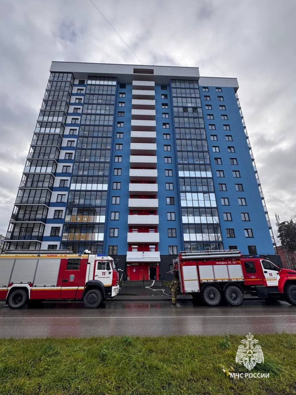 В Краснокамске огнеборцы провели опытное пожарно-тактическое учение