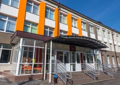 Мэрия не планирует вводить браслеты безопасности во всех школах