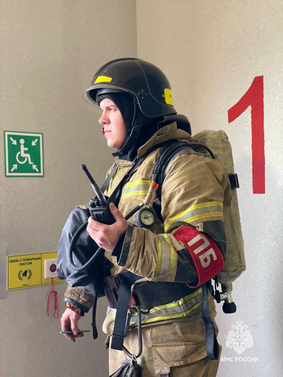 В Краснокамске огнеборцы провели опытное пожарно-тактическое учение В Краснокамске огнеборцы провели опытное пожарно-тактическое учение