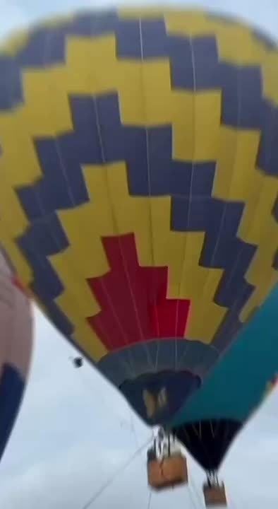 В Кунгуре проходит фестиваль воздухоплавания «Счастье в небе»