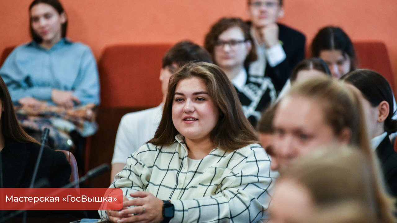 Эдуард Соснин: Для молодых специалистов и студентов, начинающих свою профессиональную карьеру, доступны различные программы и проекты Эдуард Соснин: Для молодых специалистов и студентов, начинающих свою профессиональную карьеру, доступны различные программы и проекты