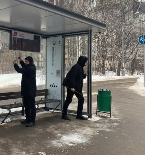 Два пермяка пытались украсть остановку