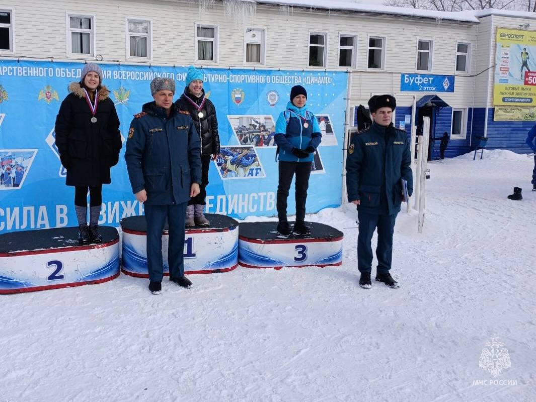 Сегодня, в рубрике #ДевушкиМЧСПрикамья — Юлия Юрганова, инспектор отделения профилактики пожаров 27 пожарно-спасательной части Сегодня, в рубрике #ДевушкиМЧСПрикамья — Юлия Юрганова, инспектор отделения профилактики пожаров 27 пожарно-спасательной части