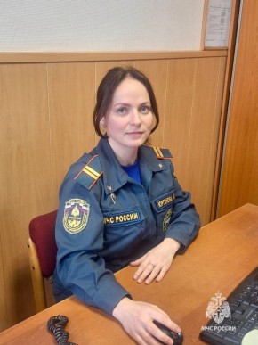 Сегодня, в рубрике #ДевушкиМЧСПрикамья — Юлия Юрганова, инспектор отделения профилактики пожаров 27 пожарно-спасательной части