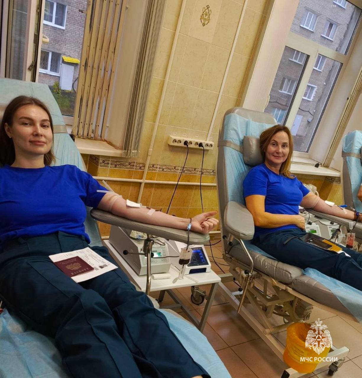 Каждый может спасти жизнь. В рамках 35летия МЧС России специалисты чрезвычайного ведомства присоединились к важной социальной инициативе — донорской акции Каждый может спасти жизнь. В рамках 35летия МЧС России специалисты чрезвычайного ведомства присоединились к важной социальной инициативе — донорской акции