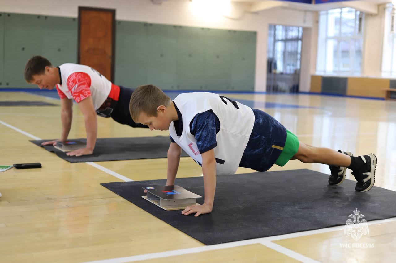 Специалисты МЧС Прикамья готовы к труду и обороне Специалисты МЧС Прикамья готовы к труду и обороне