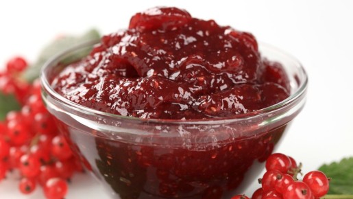 Эти добавки варенью не нужны: шеф-повар комментирует модные рецепты