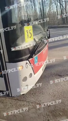 В Перми водитель неожиданно покинул автобус №15 посередине маршрута