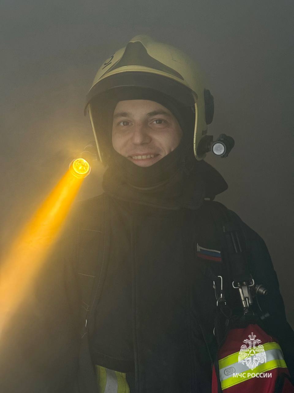 В День доброты даже самые серьезные мужчины не могут сдержать улыбки В День доброты даже самые серьезные мужчины не могут сдержать улыбки