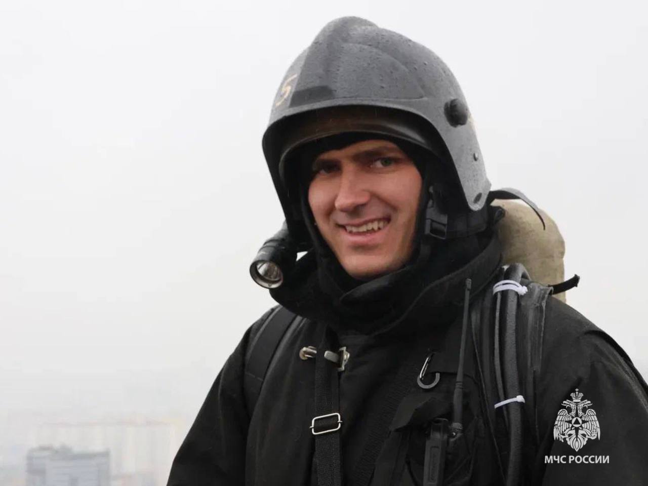 В День доброты даже самые серьезные мужчины не могут сдержать улыбки В День доброты даже самые серьезные мужчины не могут сдержать улыбки