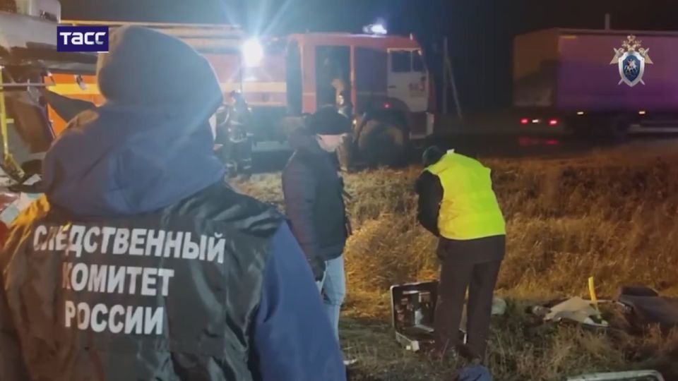 Кадры с места ДТП в Пермском крае, где автобус столкнулся с грузовиком