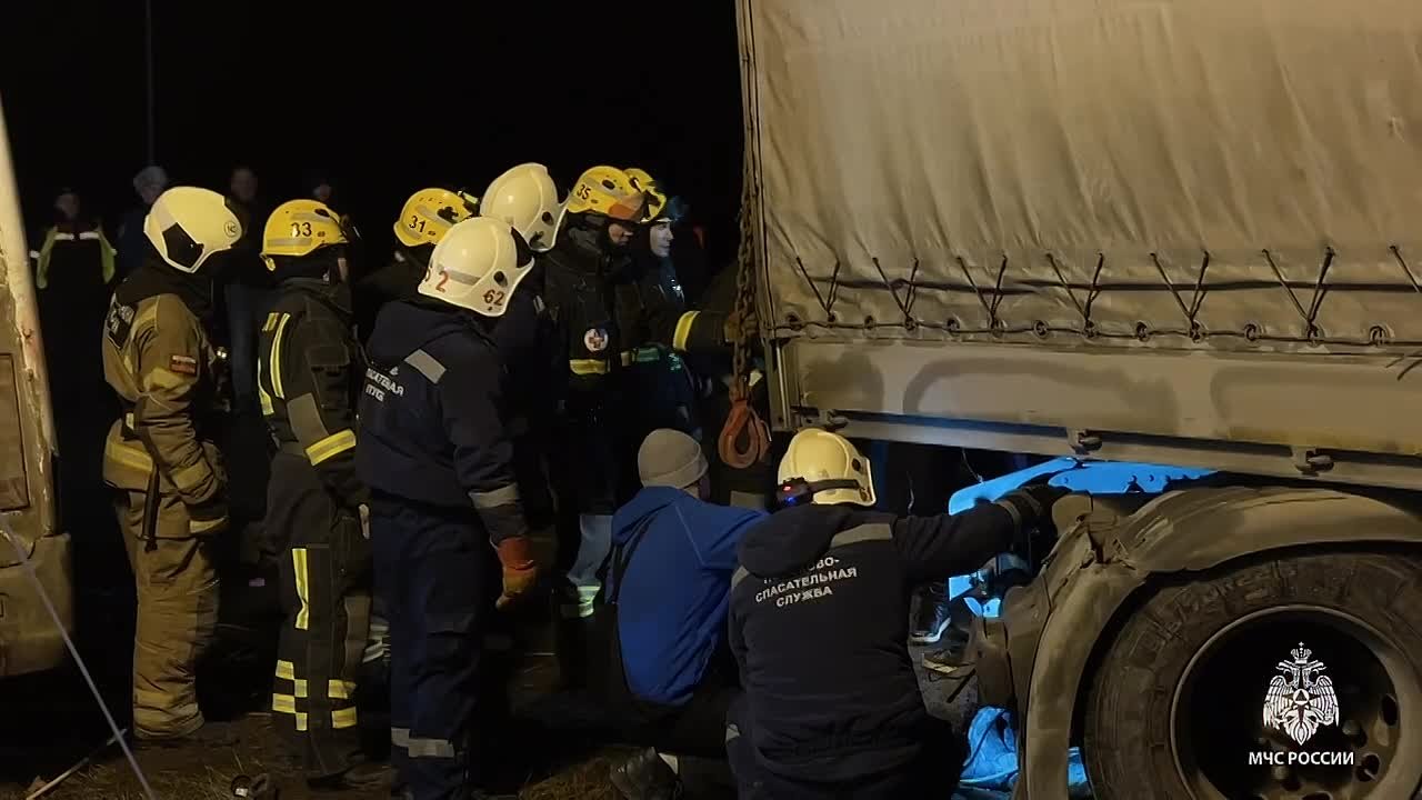 На месте ДТП аварийно-спасательные работы завершены