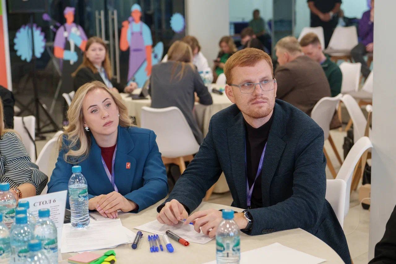 Сила – в команде!. В Молодёжной столице – Перми – завершился семинар-совещание для руководителей исполнительных органов власти регионов России, реализующих молодёжную политику, и председателей региональных отделений Движения... Сила – в команде!. В Молодёжной столице – Перми – завершился семинар-совещание для руководителей исполнительных органов власти регионов России, реализующих молодёжную политику, и председателей региональных отделений Движения...