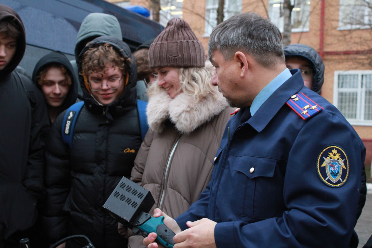 В Перми следователи СК России приняли участие в краевом дне призывника