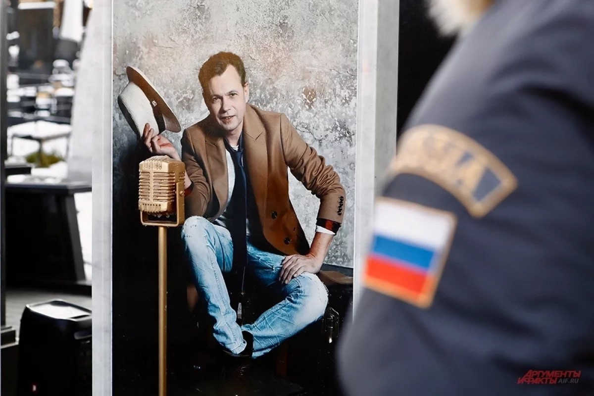 На Троекуровском открыли памятник Владимиру Левкину На Троекуровском открыли памятник Владимиру Левкину