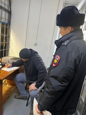 За нарушение общественного порядка при посадке в самолет «Пермь – Москва» транспортные полицейские привлекли к ответственности 43-летнего авиапассажира