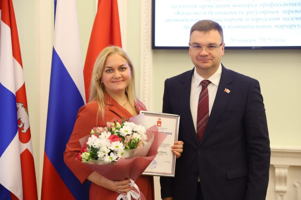 Сегодня по всей России отмечается День работника транспорта Сегодня по всей России отмечается День работника транспорта