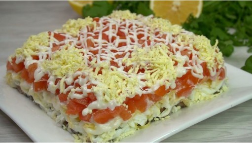 Салат, который покорит Новый год: Рецепт Красного короля