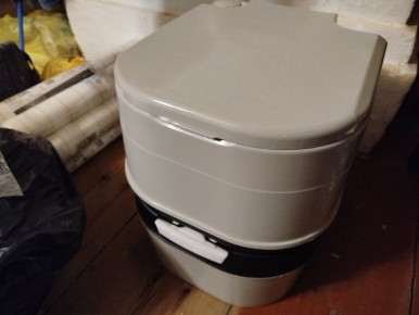 Как выбрать идеальный биотуалет для дачной жизни