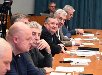 Валерий Сухих поднял вопрос о развитии речной инфраструктуры