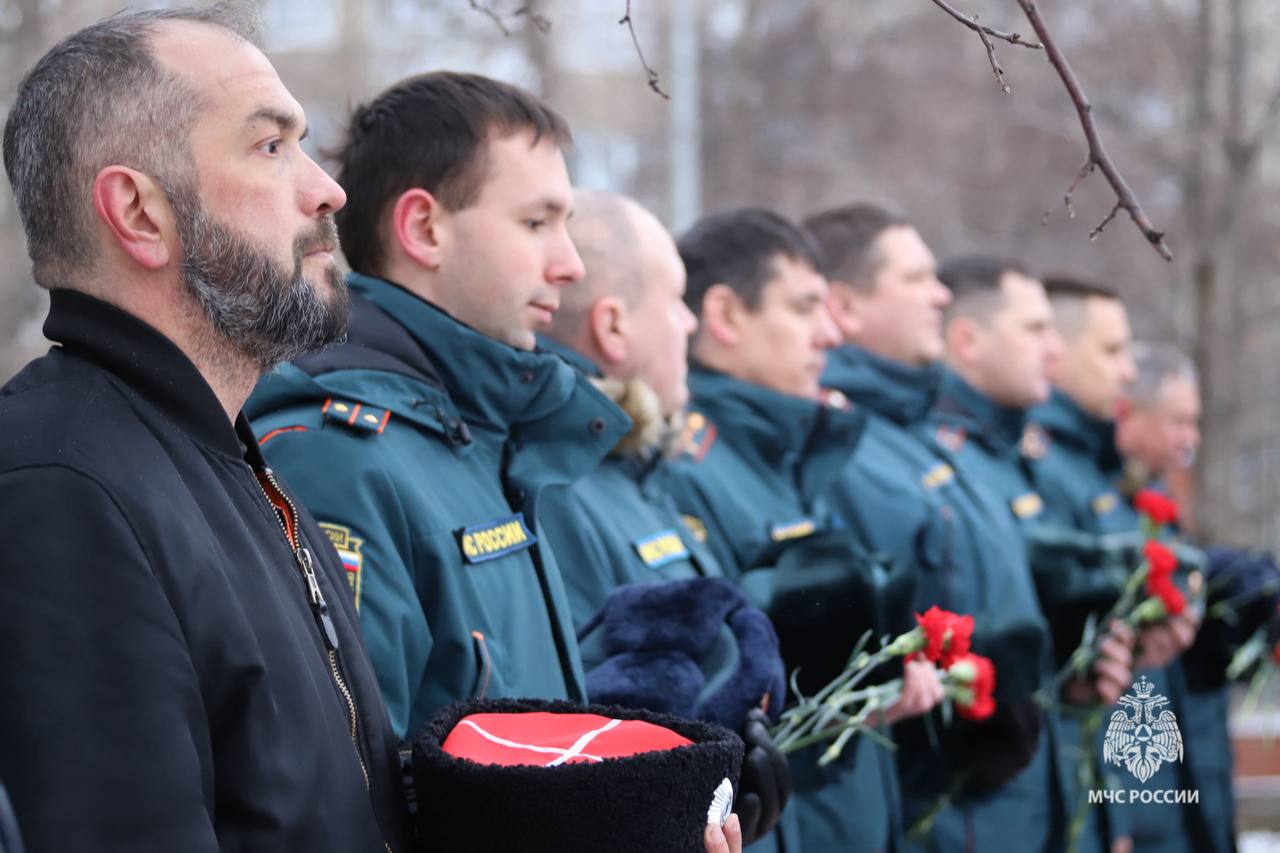 Молебен, мемориал, дружина: как в Прикамье чтят защитников прошлого и настоящего Молебен, мемориал, дружина: как в Прикамье чтят защитников прошлого и настоящего