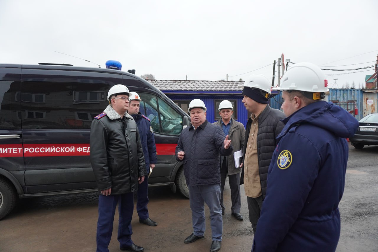 В Барде руководитель СУ СК России по Пермскому краю провел личный прием граждан и проинспектировал строительство дома для детей-сирот В Барде руководитель СУ СК России по Пермскому краю провел личный прием граждан и проинспектировал строительство дома для детей-сирот