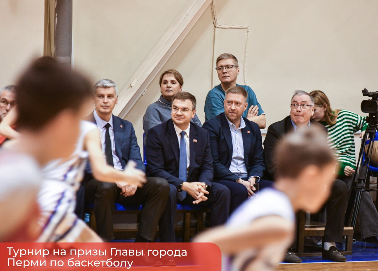 Эдуард Соснин: В этом году спортивная школа «Урал-Грейт-Юниор» отмечает 25-летний юбилей Эдуард Соснин: В этом году спортивная школа «Урал-Грейт-Юниор» отмечает 25-летний юбилей