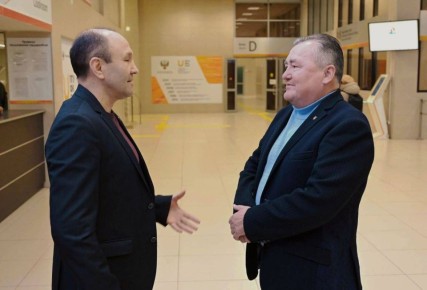 Валерий Сухих в Казани встретился с давним соперником