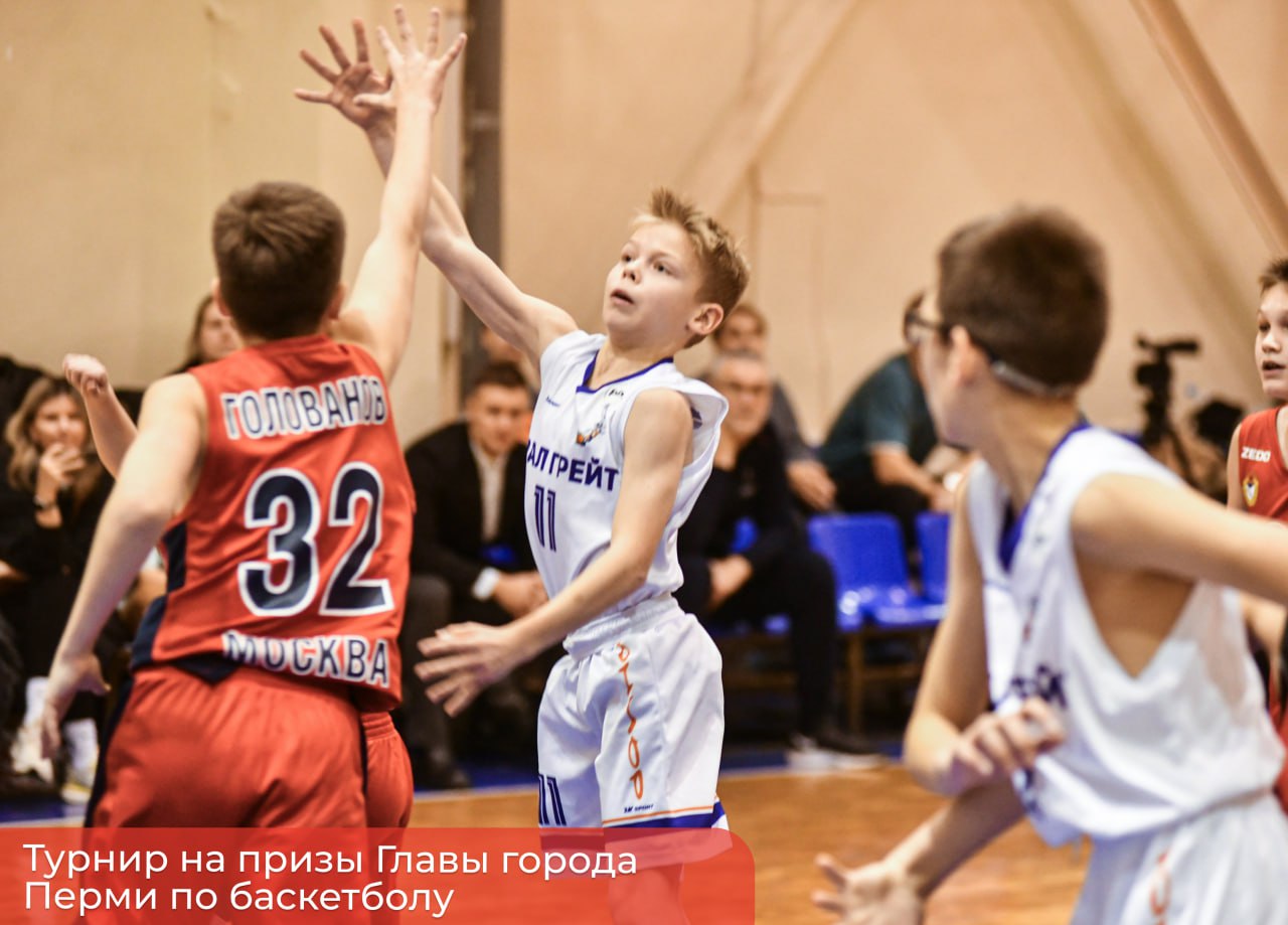 Эдуард Соснин: В этом году спортивная школа «Урал-Грейт-Юниор» отмечает 25-летний юбилей Эдуард Соснин: В этом году спортивная школа «Урал-Грейт-Юниор» отмечает 25-летний юбилей