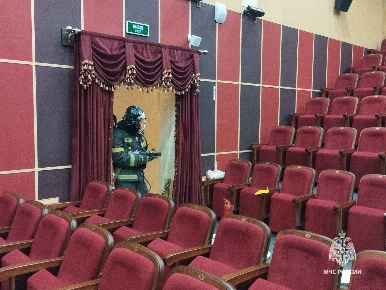 Условный пожар в театре драмы и комедии Условный пожар в театре драмы и комедии
