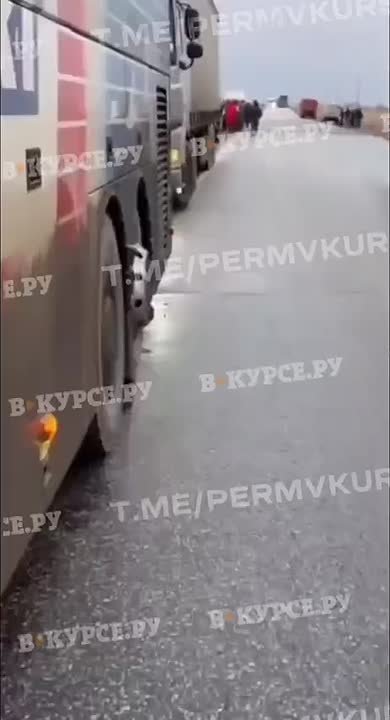 Автобус, следовавший из Перми в Ташкент, попал в смертельное ДТП в Казахстане