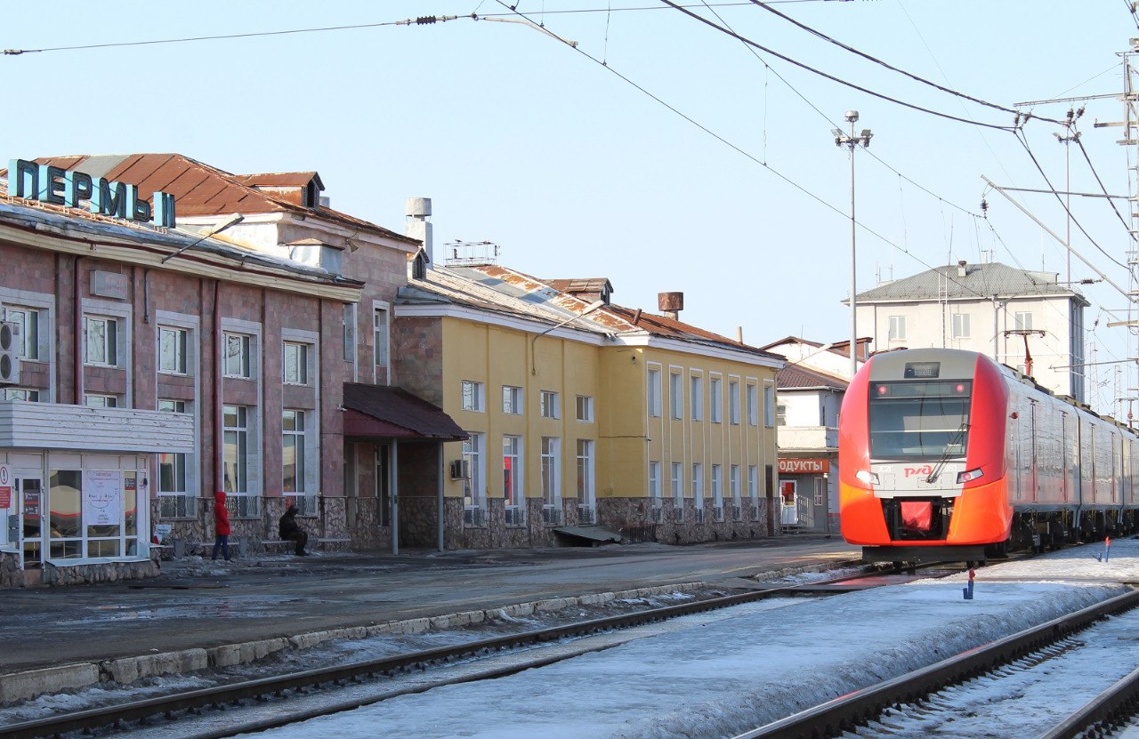 Транспортные полицейские Перми вернули домой пенсионерку, страдающую расстройством памяти