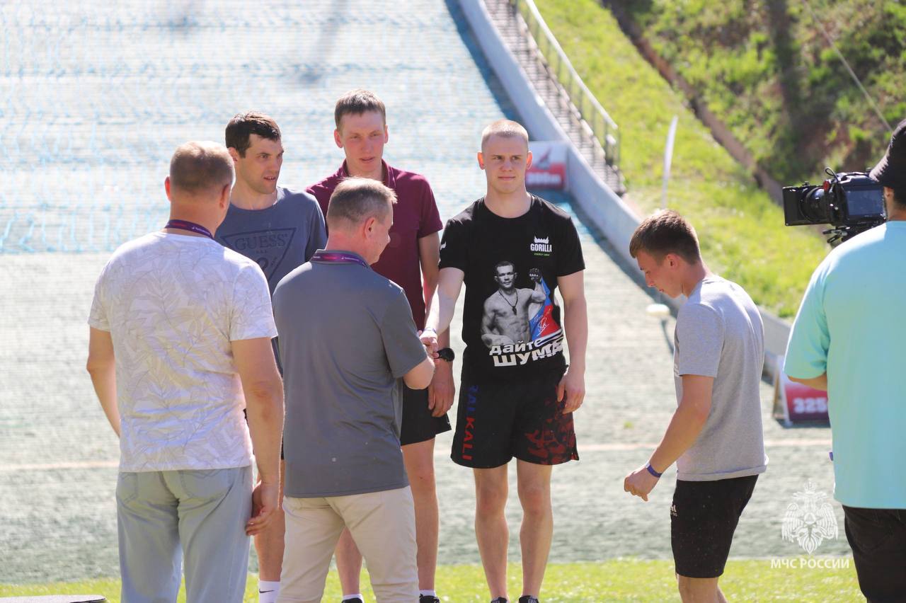 «Доброта, готовность защищать слабого и беззащитного — это прежде всего мужество, бесстрашие души» «Доброта, готовность защищать слабого и беззащитного — это прежде всего мужество, бесстрашие души»