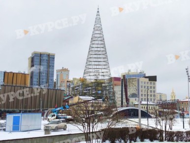 Огни на главной елке Перми зажгут 14 декабря в 18:00