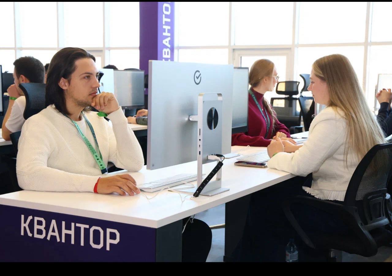 В Перми открыли кампус цифровых технологий «Школы 21» от Сбера», где все желающие старше 18 лет могут бесплатно получить ИТ-образование, говорится в сообщении компании В Перми открыли кампус цифровых технологий «Школы 21» от Сбера», где все желающие старше 18 лет могут бесплатно получить ИТ-образование, говорится в сообщении компании