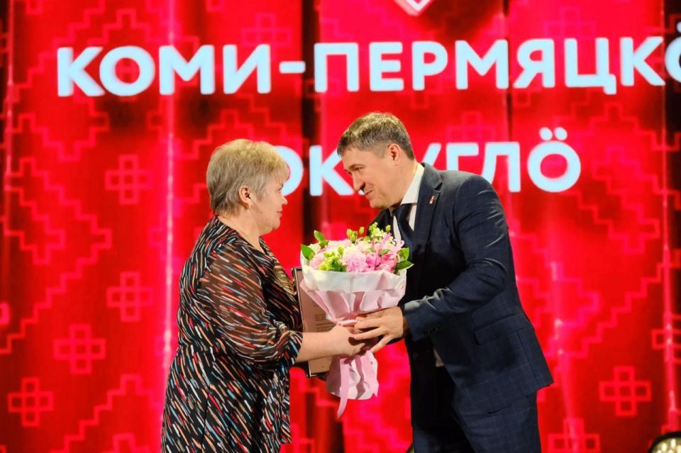 ����� 300 �����������, ����������� ����-��������� ��������, ������ � �������� � 2025 ����