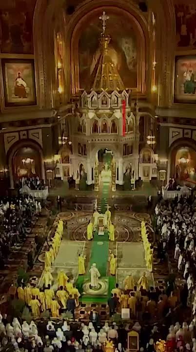 Главные новости за день:. Православные отметили Рождество Путин встретил праздник в подмосковном храме с военными и их семьями Россия предлагает привлекательную альтернативу западным ценностям, заявил патриарх "России 1"...