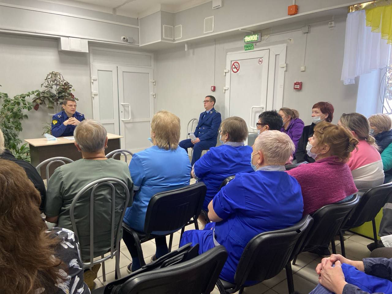 Заместитель прокурора Пермского края Валерий Подгайный провел приемы граждан в г. Александровске Заместитель прокурора Пермского края Валерий Подгайный провел приемы граждан в г. Александровске