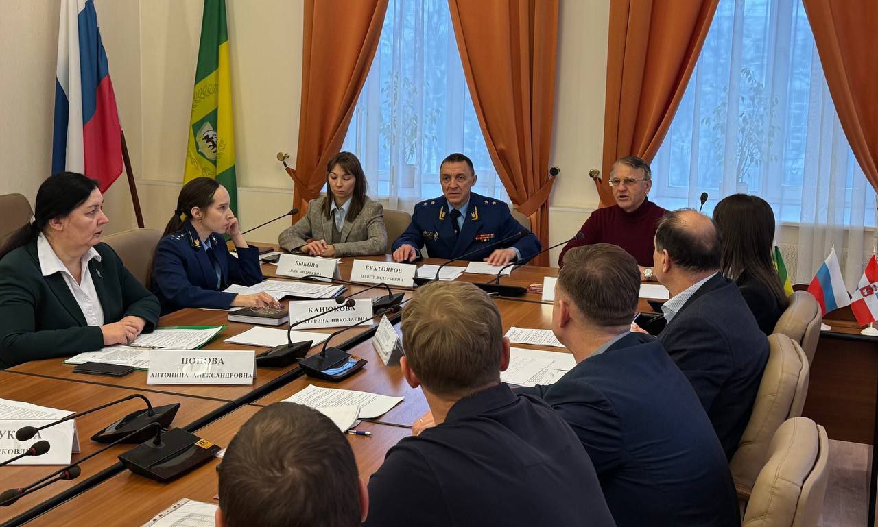 Прокурор Пермского края Павел Бухтояров на площадке Пермского государственного аграрно-технологического университета им. Д.Н. Прянишникова провел встречу с представителями предприятий аграрной отрасли