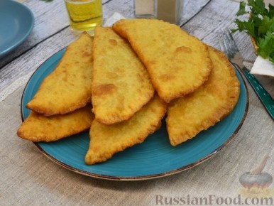 Скрытые вкусы выходных: простые рагу и чебуреки для домашнего уюта