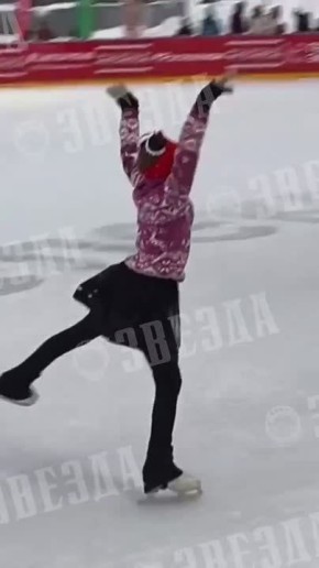 На «Экспо-катке» выступают пермские фигуристы из школы олимпийского резерва «Орленок»