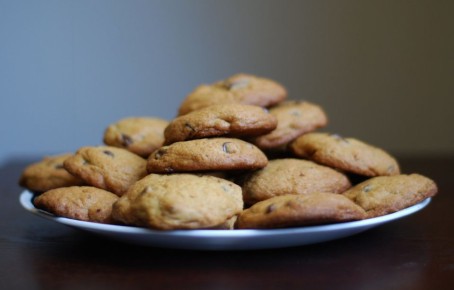 Идеальное домашнее печенье: секреты хрустящей корочки и мягкой серединки
